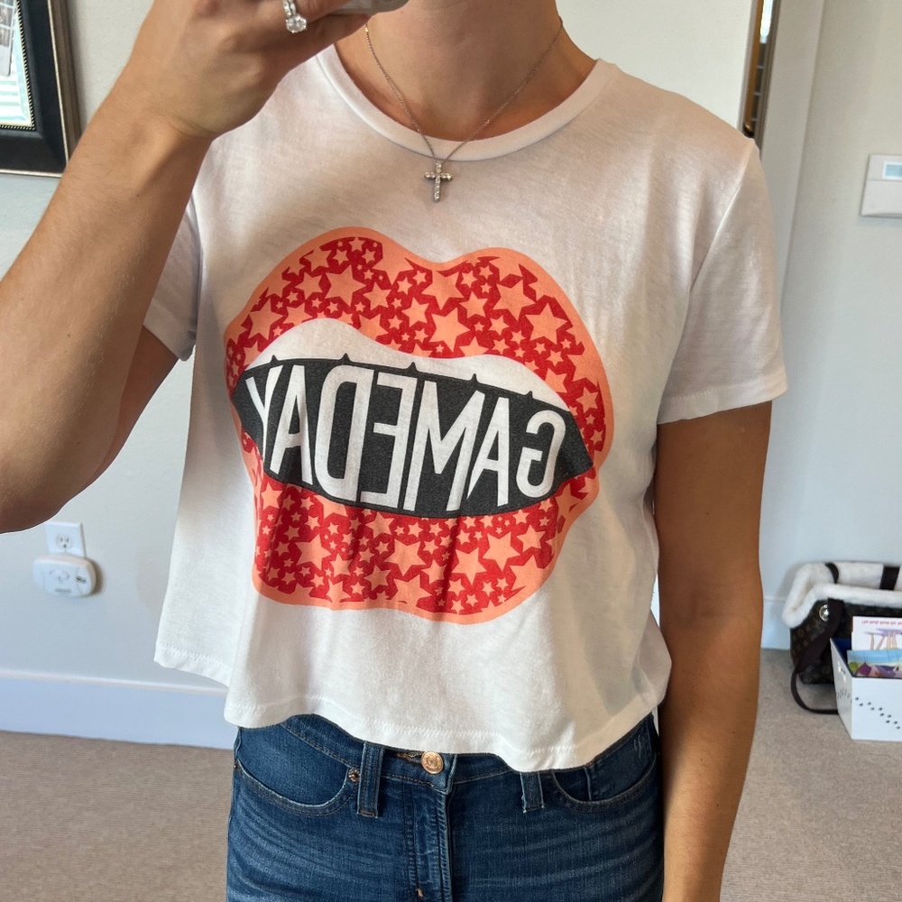 Buddylove Gameday Graphic Tee - Cropped